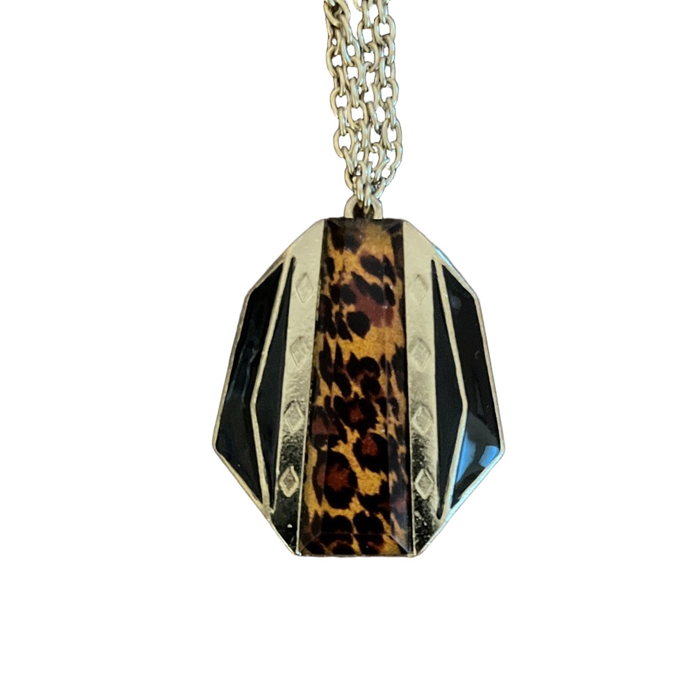 Vitg Bijoux Terner Necklac Leopard And Gold Tone Pendant Necklace